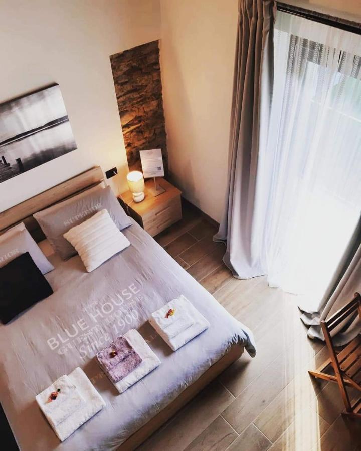 B&B Tenuta Legnate Sesto Calende Exteriér fotografie